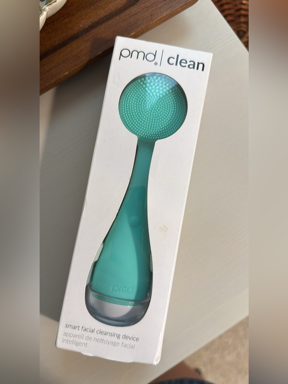 New PMD facial brush